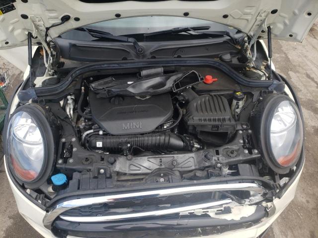 Photo 2 from auction – 2017 MINI COOPER S with VIN WMWXP7C36H3B94665