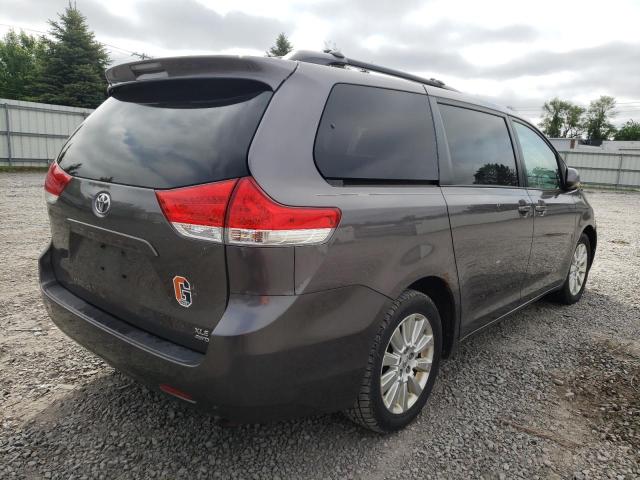 Photo 7 from auction – 2011 TOYOTA SIENNA XLE with VIN 5TDDK3DC5BS014266