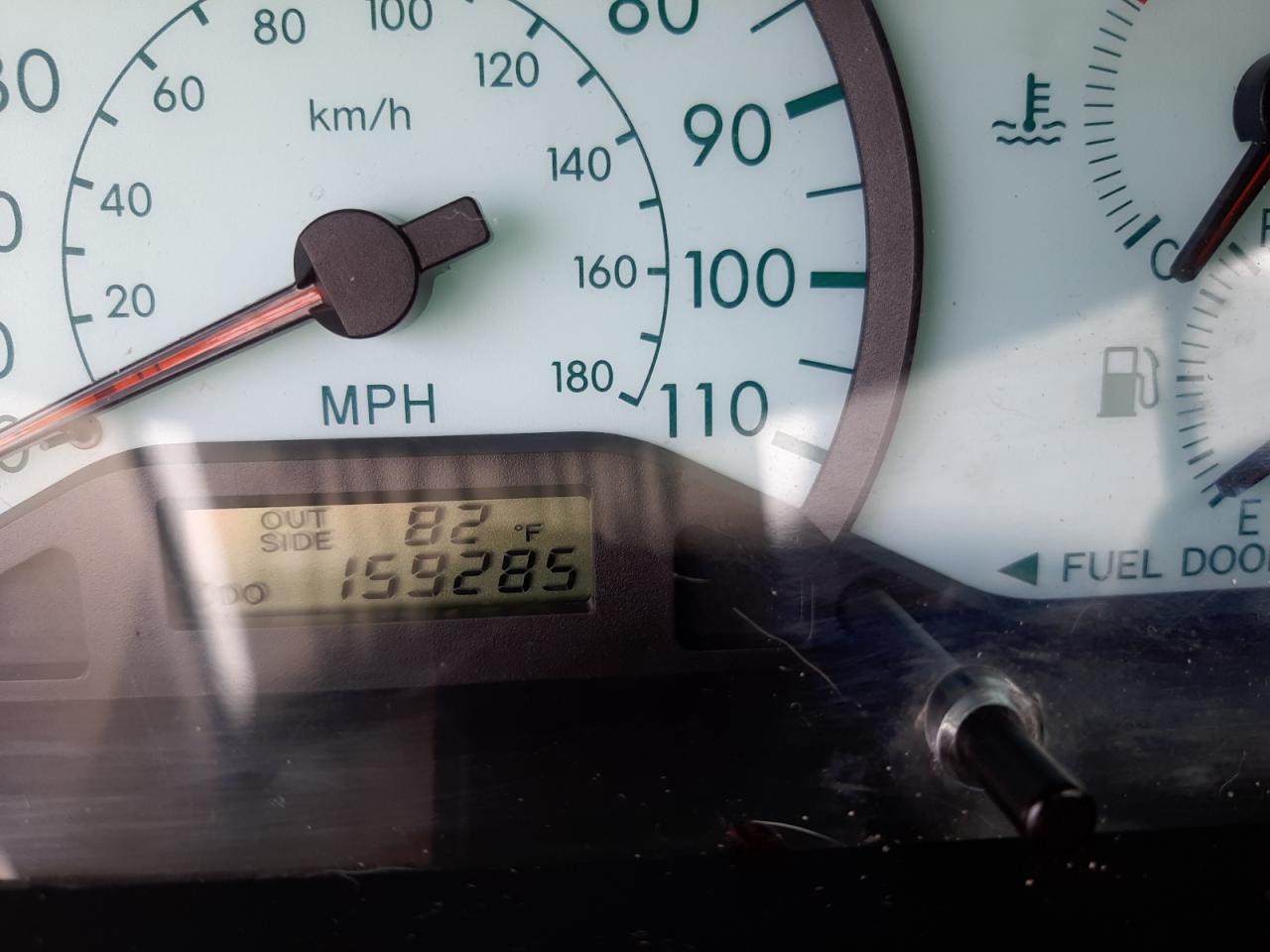 Photo 8 from auction – 2004 TOYOTA COROLLA CE with VIN 1NXBR38E84Z338367