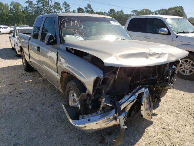 CHEVROLET SILVERADO 2002 with VIN 2GCEC19T021279912 - Photo from auction