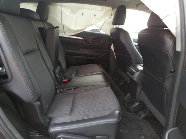 Photo 6 from auction – 2014 TOYOTA HIGHLANDER with VIN 5TDBKRFH5ES006157
