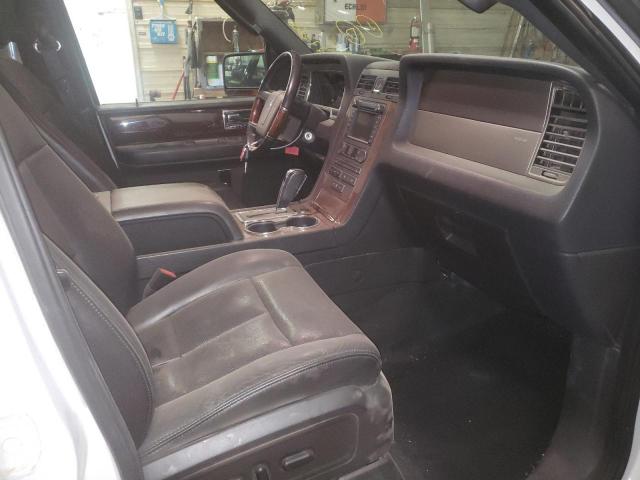 Photo 5 from auction – 2013 LINCOLN NAVIGATOR with VIN 5LMJJ2J54DEL00780