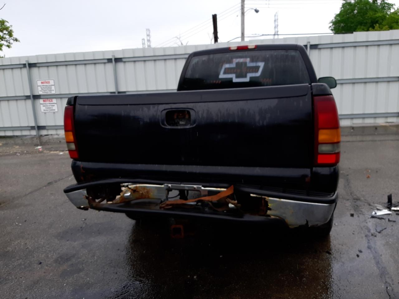 Photo 18 from auction – 2001 CHEVROLET SILVERADO with VIN 1GCEK14V01Z274971