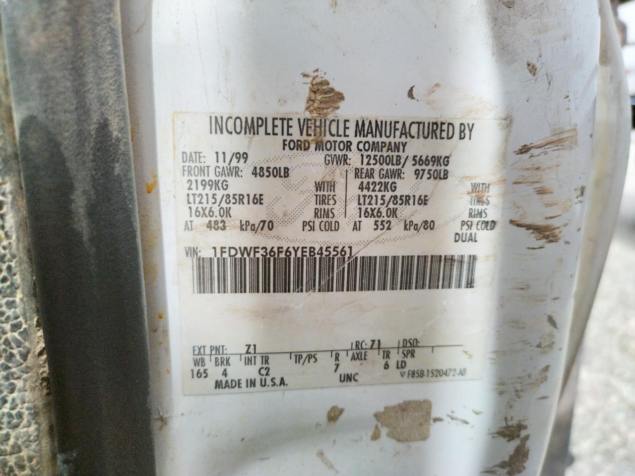Photo 11 from auction – 2000 FORD F350 SUPER with VIN 1FDWF36F6YEB45561