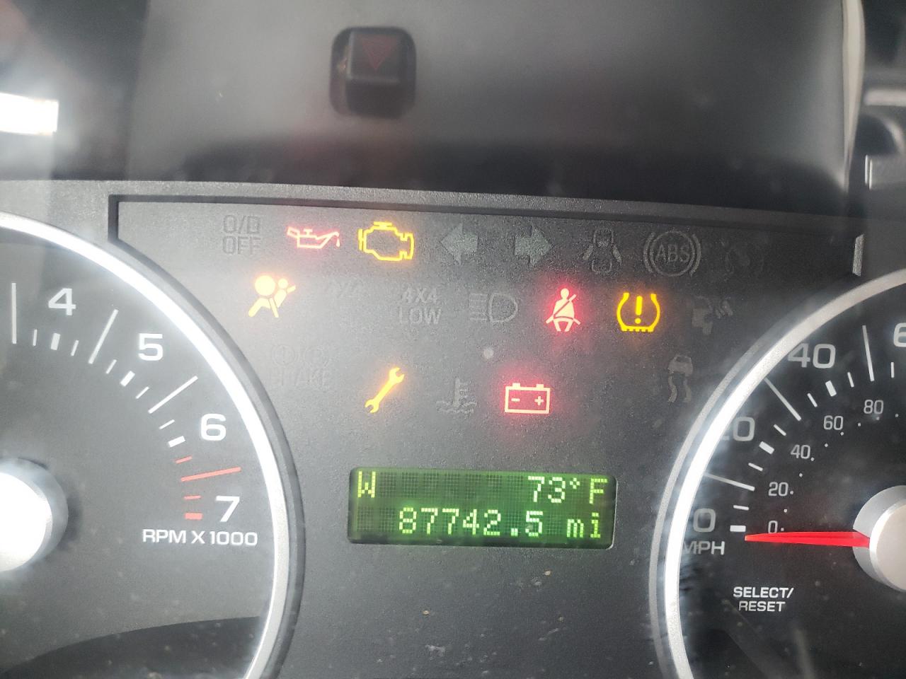 Photo 8 from auction – 2010 FORD EXPLORER X with VIN 1FMEU7DE0AUA55501