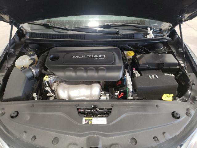 Photo 7 from auction – 2016 CHRYSLER 200 LIMITE with VIN 1C3CCCAB2GN188687