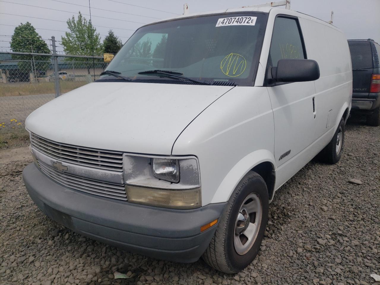 Photo 2 from auction – 2001 CHEVROLET ASTRO with VIN 1GCDM19W21B131715