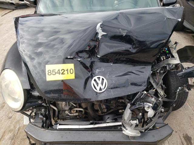 Photo 7 from auction – 2013 VOLKSWAGEN BEETLE with VIN 3VWJP7AT5DM690247
