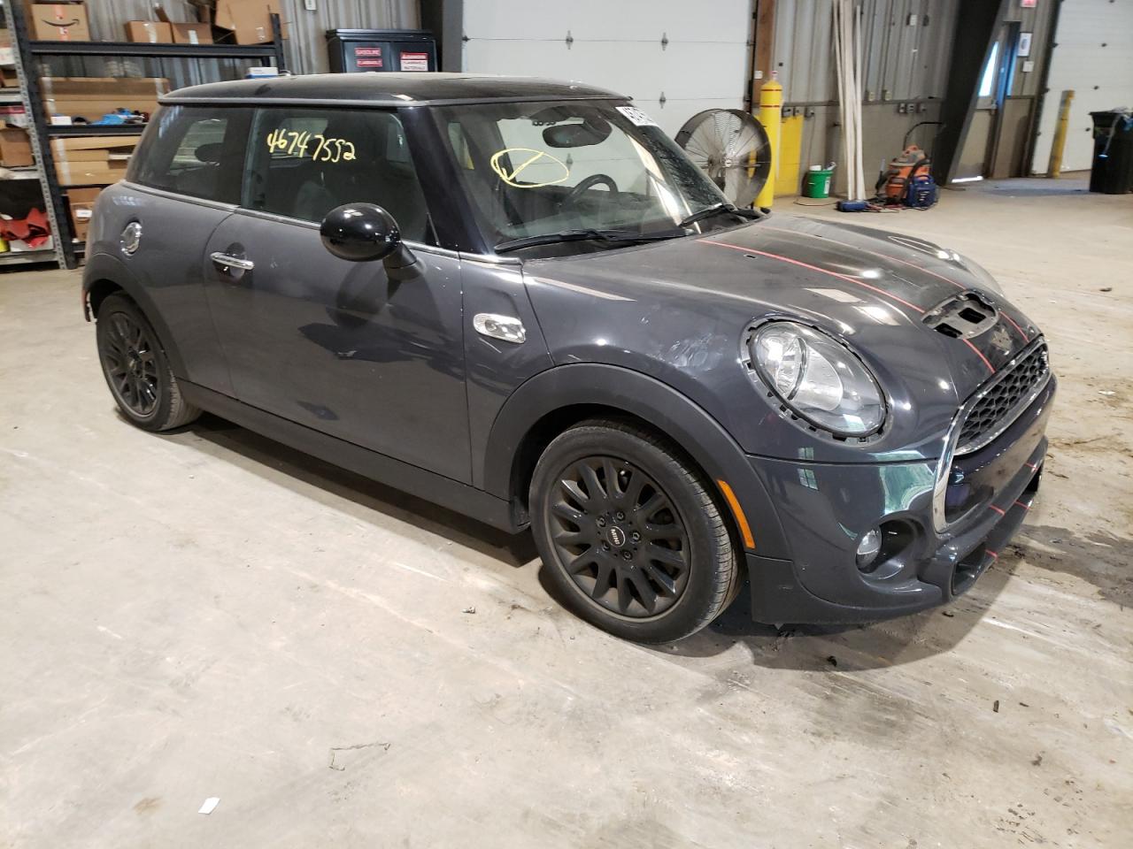 Photo 13 from auction – 2016 MINI COOPER S with VIN WMWXP7C58G2A44272