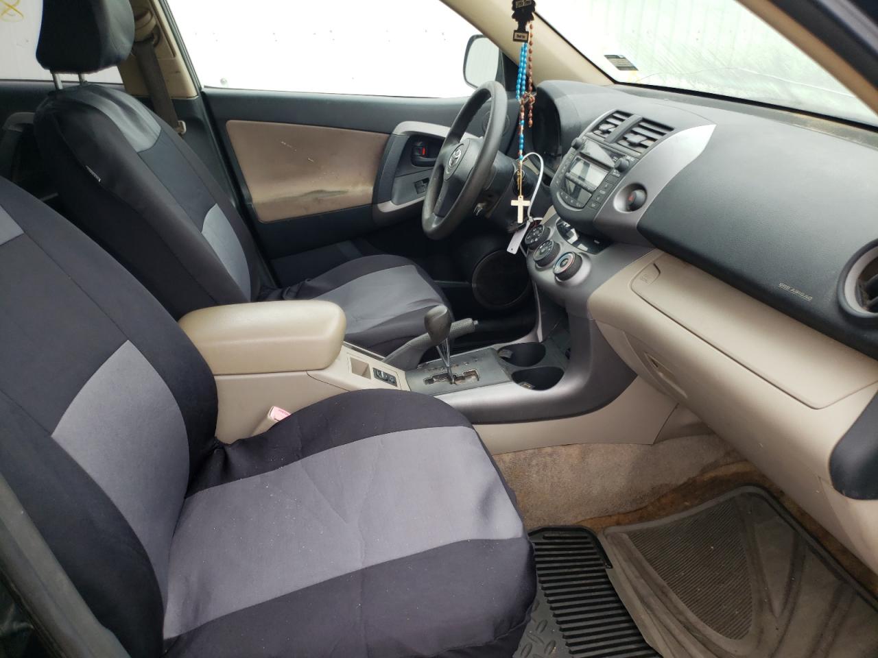 Photo 19 from auction – 2007 TOYOTA RAV4 with VIN JTMBD33V076027681