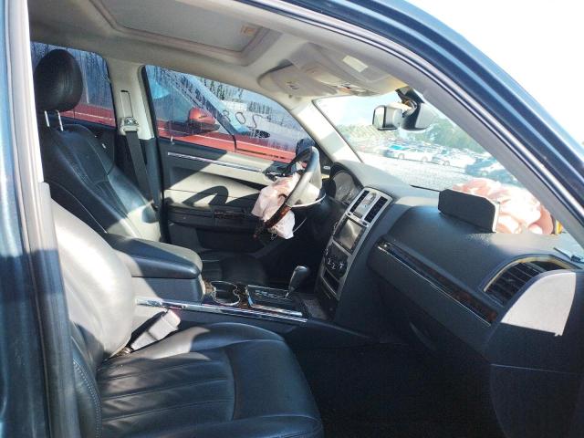 Photo 5 from auction – 2008 CHRYSLER 300C with VIN 2C3LA63H68H170101
