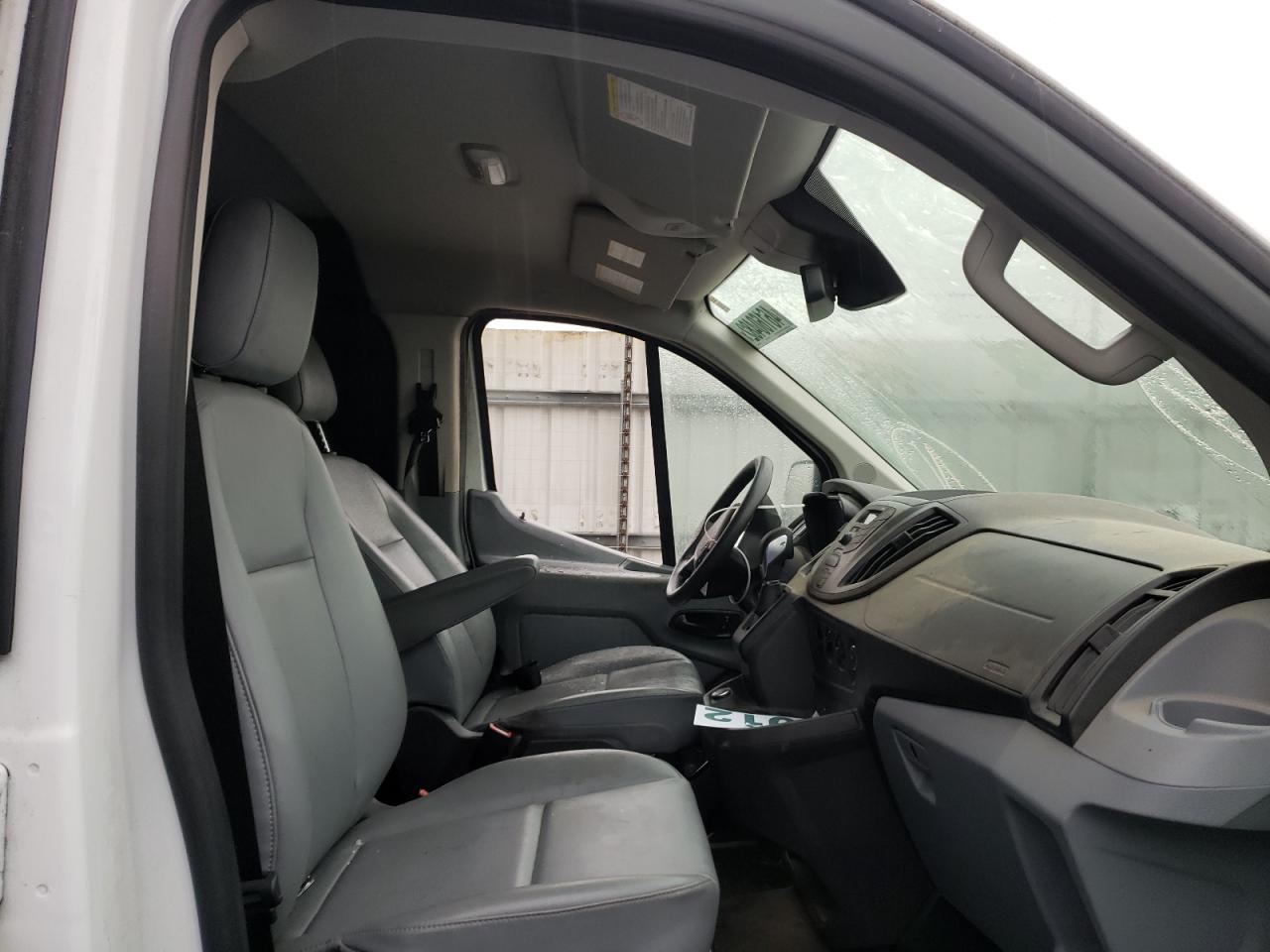 Photo 18 from auction – 2019 FORD TRANSIT T- with VIN 1FTYE1ZM4KKB18222