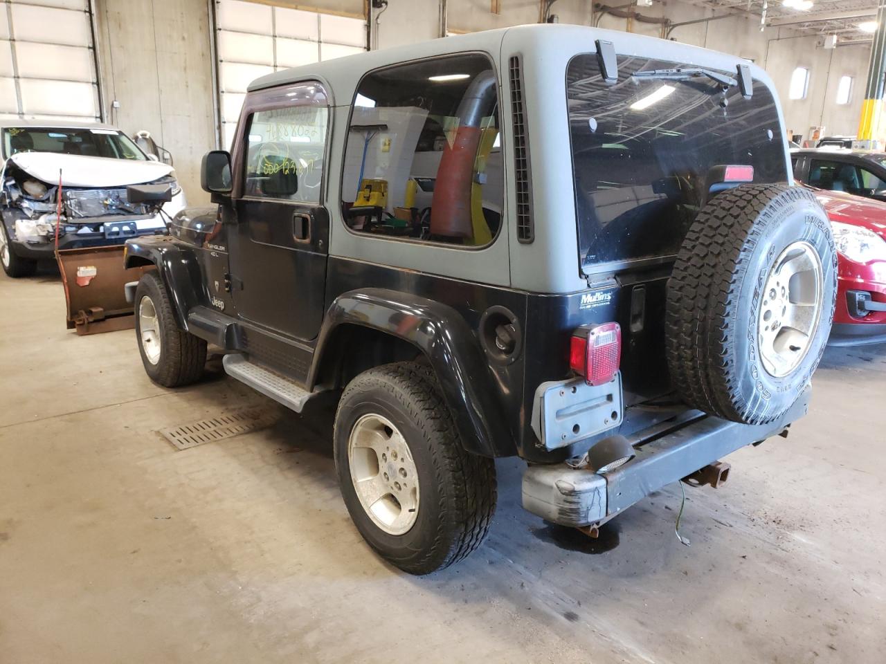 Photo 16 from auction – 2001 JEEP WRANGLER / with VIN 1J4FA49S51P353114