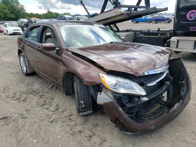 CHRYSLER 200 LX 2013 with VIN 1C3CCBABXDN733833 - Photo from auction