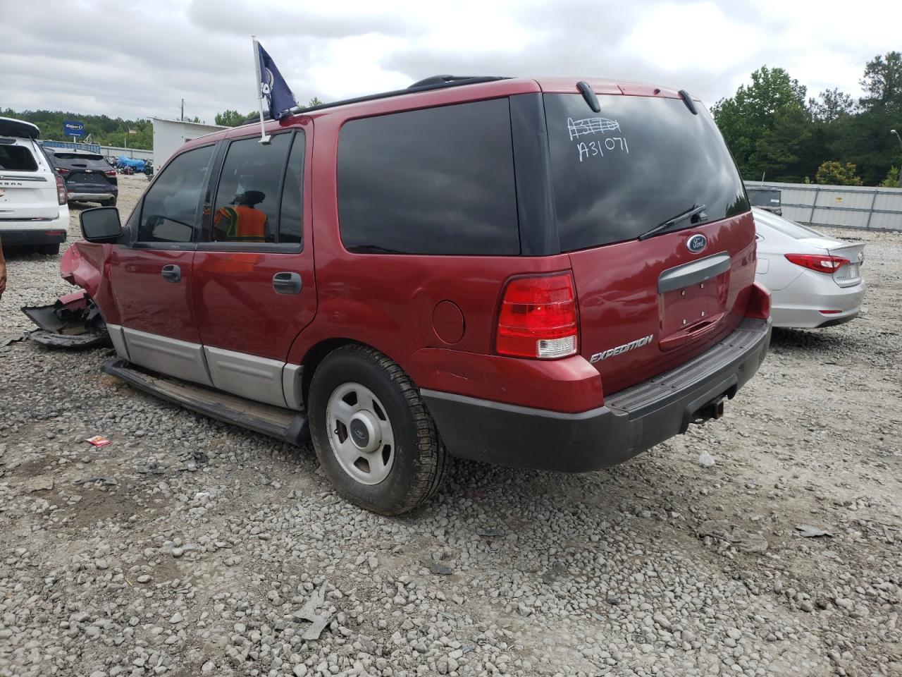 Photo 16 from auction – 2004 FORD EXPEDITION with VIN 1FMRU13W94LA31071