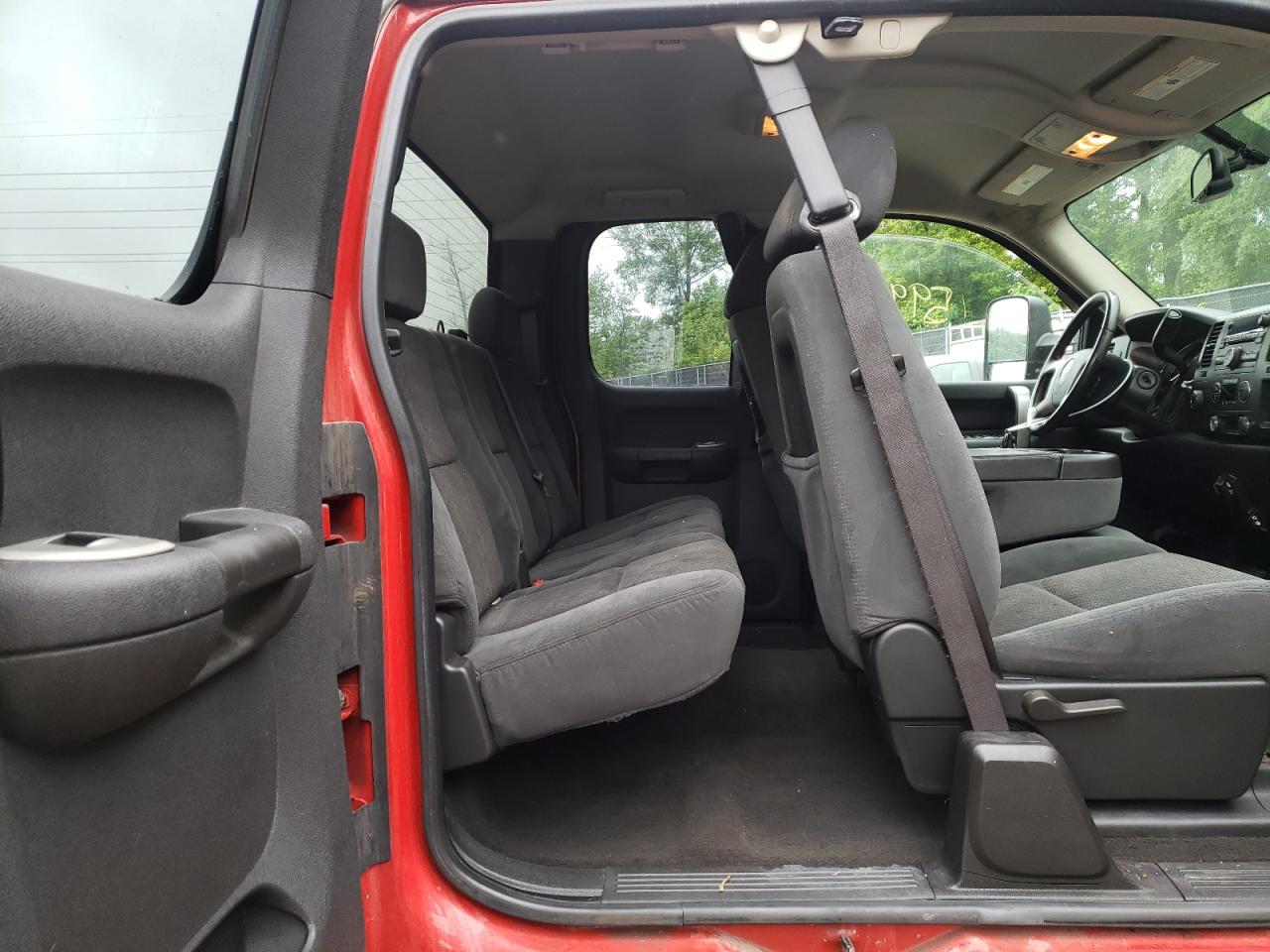 Фото 18 с аукциона – 2007 CHEVROLET SILVERADO с VIN 2GCEK19C271727142
