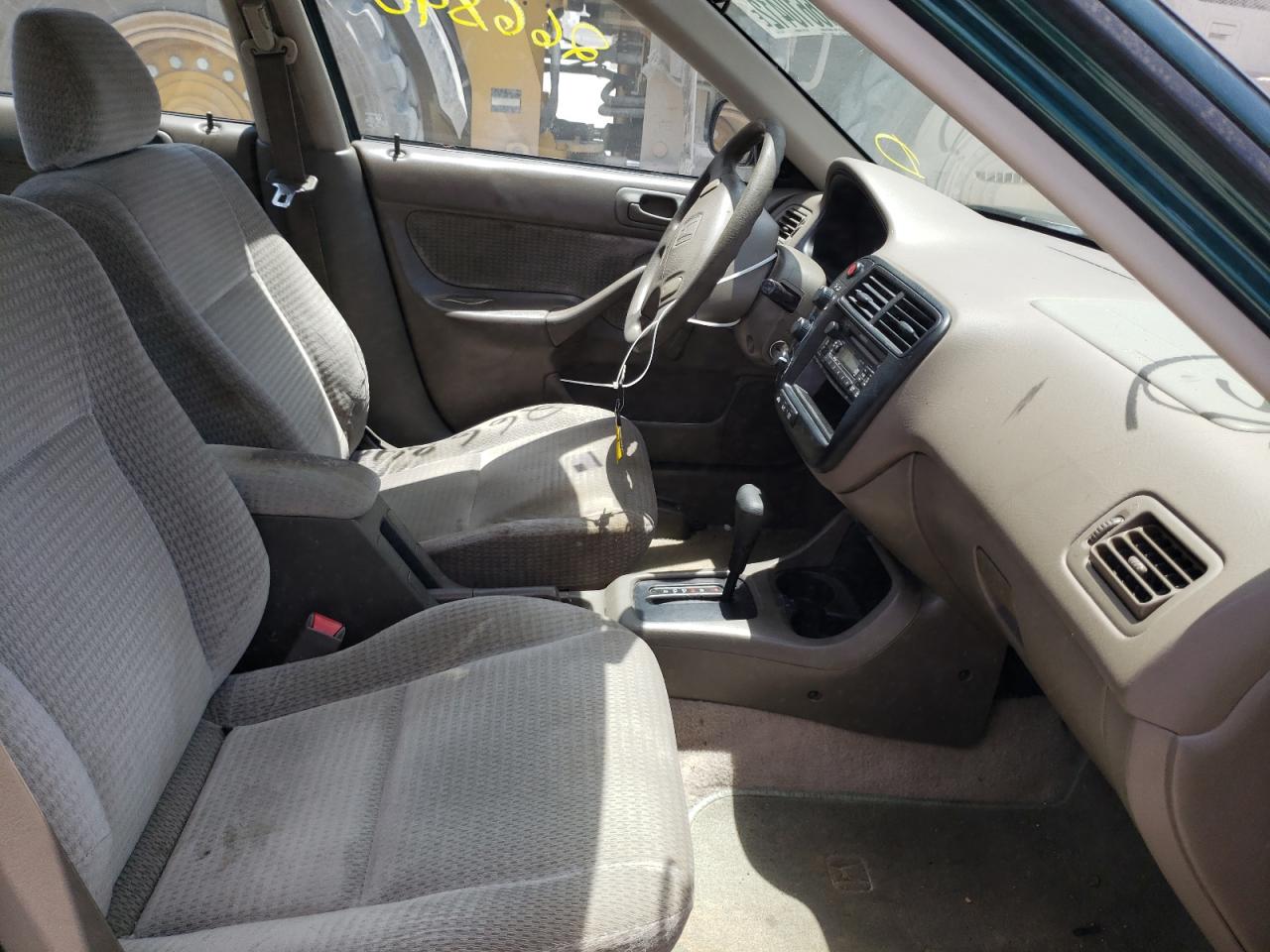 Photo 5 from auction – 1999 HONDA CIVIC BASE with VIN 2HGEJ6617XH577184