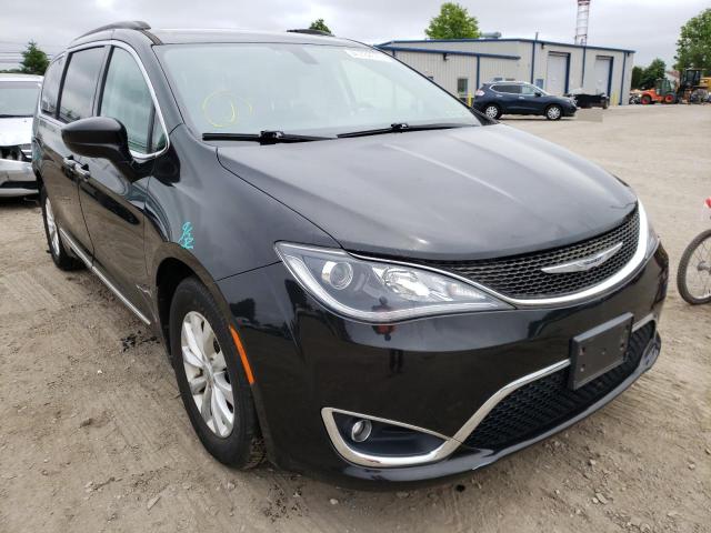 CHRYSLER PACIFICA T 2017 with VIN 2C4RC1BG6HR713310 - Photo from auction
