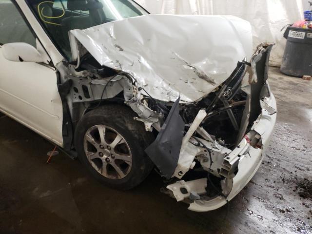 Photo 9 from auction – 2004 TOYOTA CAMRY LE with VIN JTDBE30K540259585