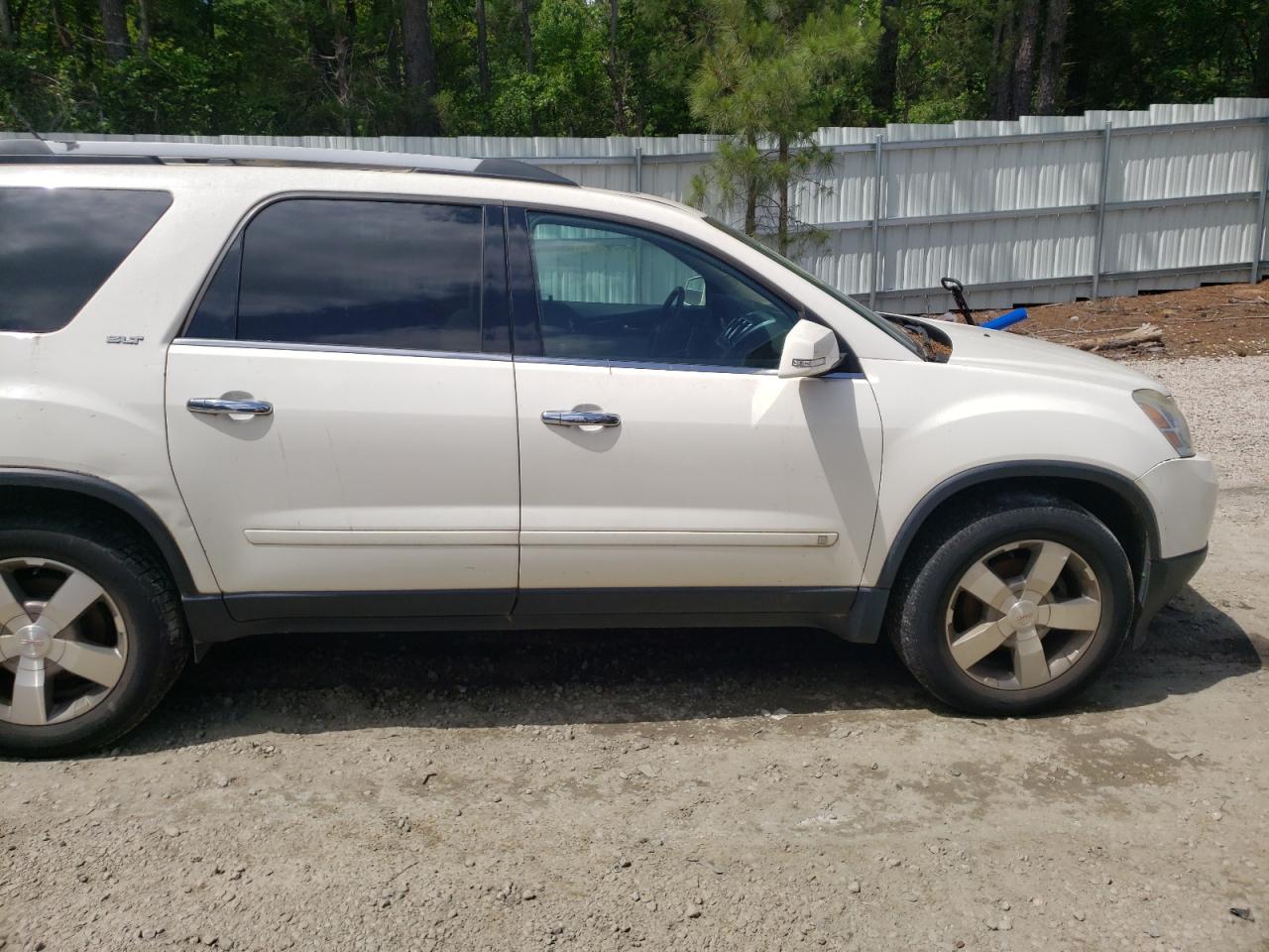 Photo 20 from auction – 2010 GMC ACADIA with VIN 1GKLRMED9AJ149089