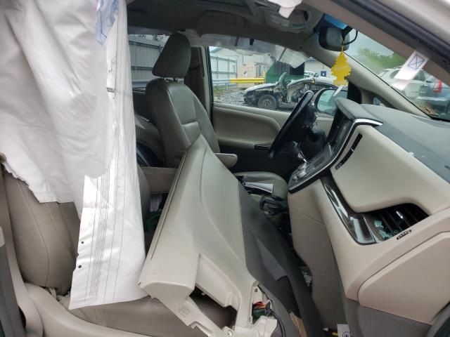 Photo 5 from auction – 2015 TOYOTA SIENNA XLE with VIN 5TDYK3DC6FS564552
