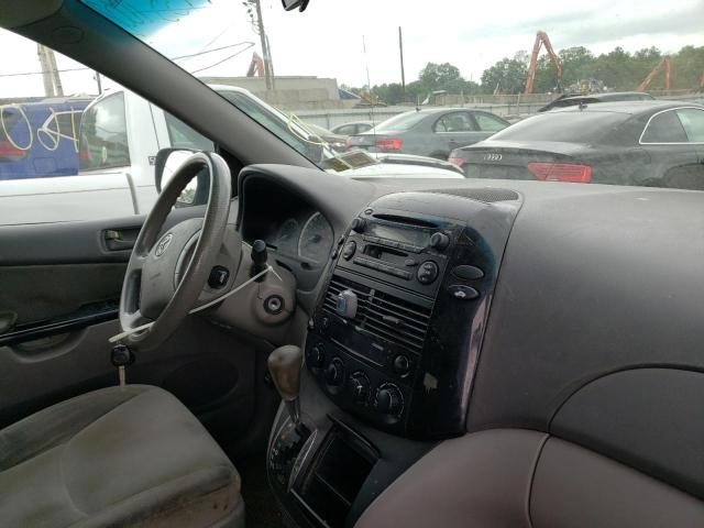 Photo 9 from auction – 2005 TOYOTA SIENNA CE with VIN 5TDZA23C05S365191