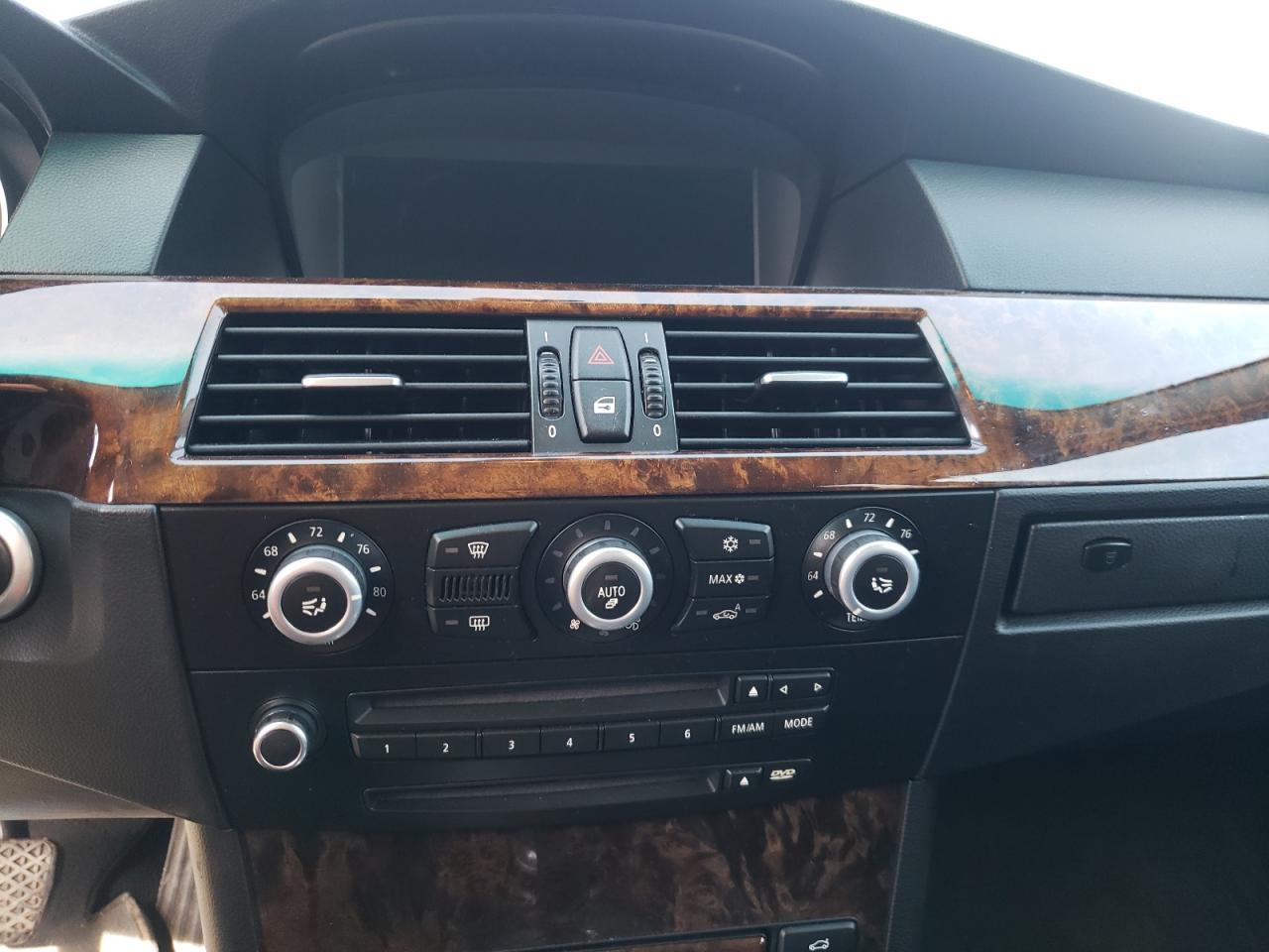 Photo 20 from auction – 2008 BMW 528 XI with VIN WBANV13578CZ52862