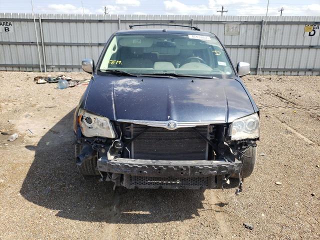 Photo 9 from auction – 2008 CHRYSLER TOWN & COU with VIN 2A8HR64X48R787225
