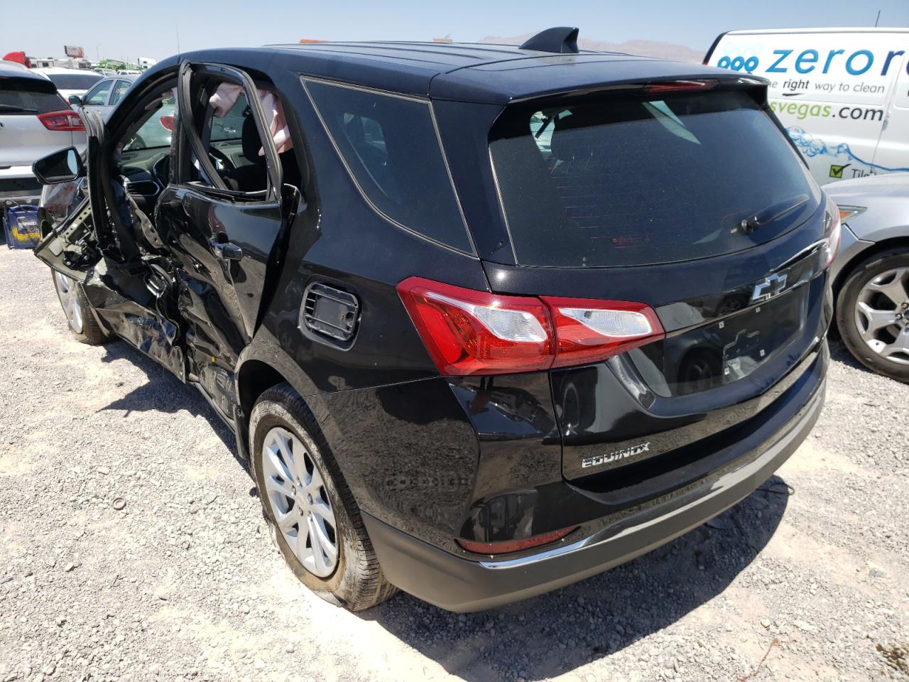 Photo 16 from auction – 2018 CHEVROLET EQUINOX LS with VIN 2GNAXHEVXJ6282294