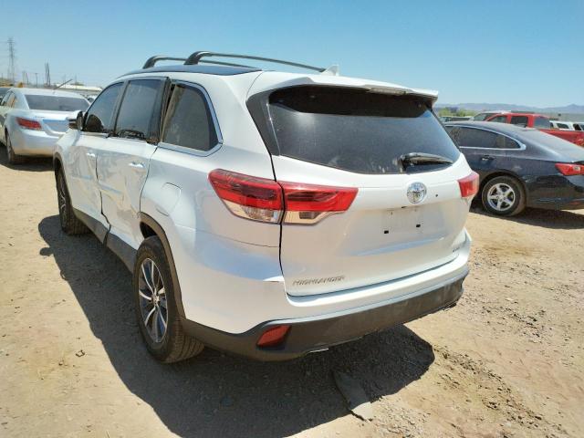 Photo 3 from auction – 2019 TOYOTA HIGHLANDER with VIN 5TDKZRFH6KS574229