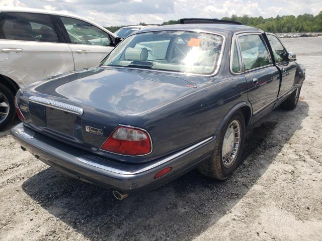 Photo 4 from auction – 2001 JAGUAR VANDENPLAS with VIN SAJDA24C91LF21317