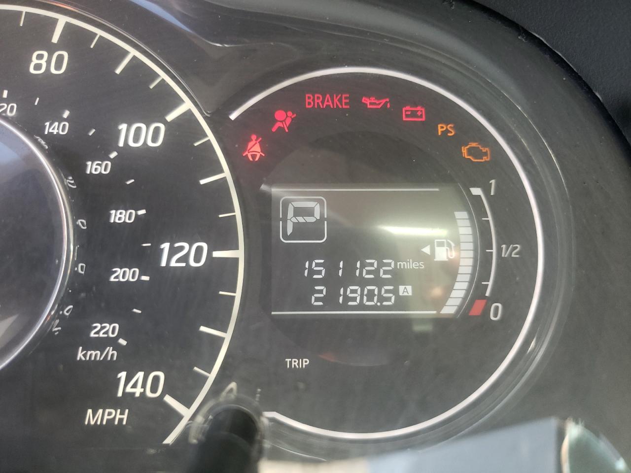 Photo 13 from auction – 2015 NISSAN VERSA NOTE with VIN 3N1CE2CP7FL354728