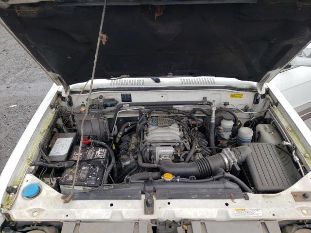 Photo 2 from auction – 2000 ISUZU TROOPER with VIN JACDJ58X4Y7J05638