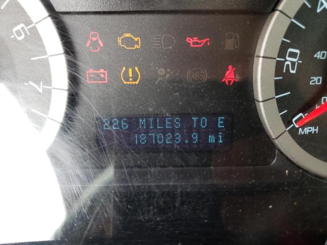 Photo 8 from auction – 2010 FORD ESCAPE XLS with VIN 1FMCU0D77AKC07883