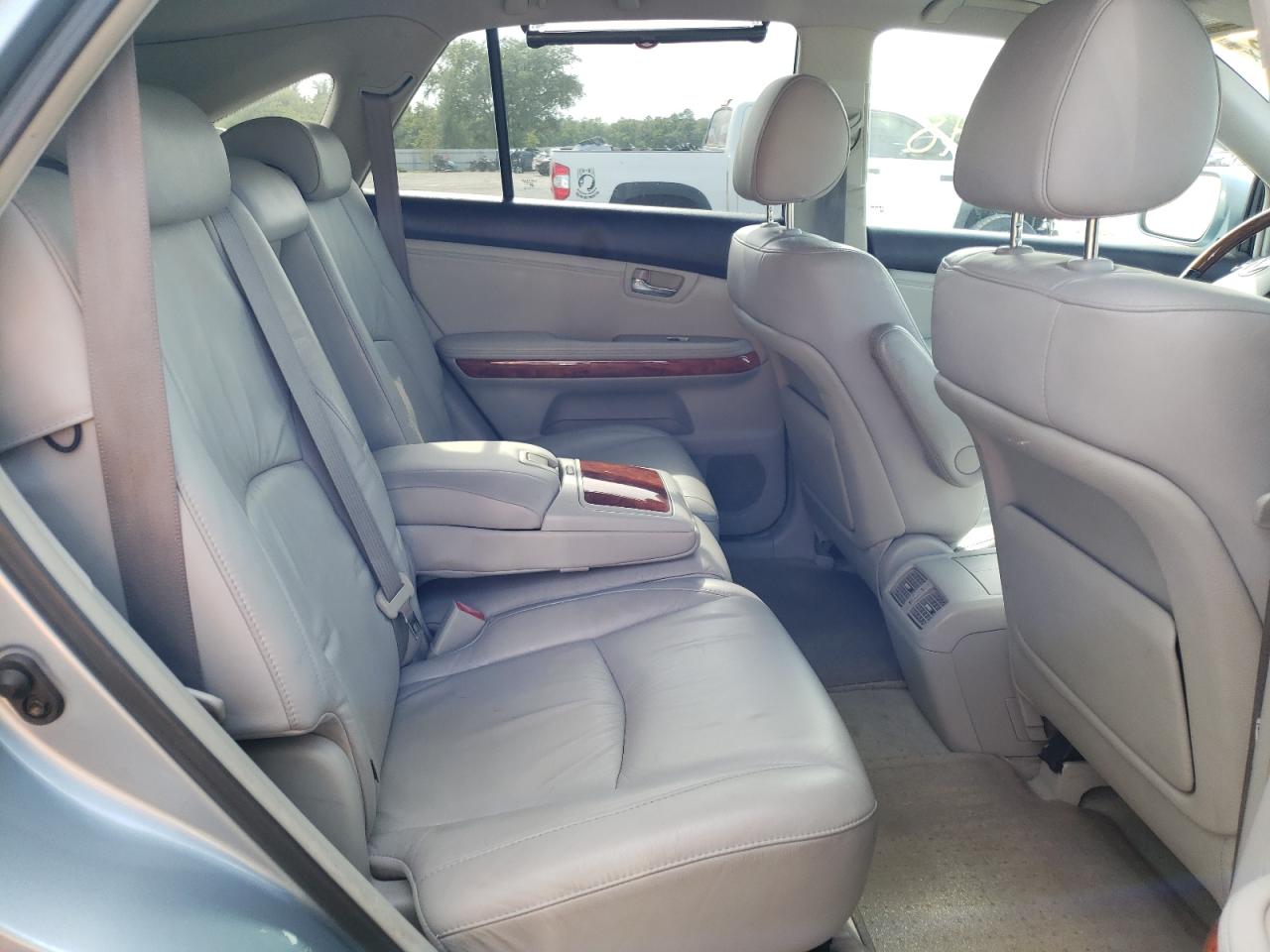 Photo 18 from auction – 2004 LEXUS RX 330 with VIN 2T2GA31U34C014786