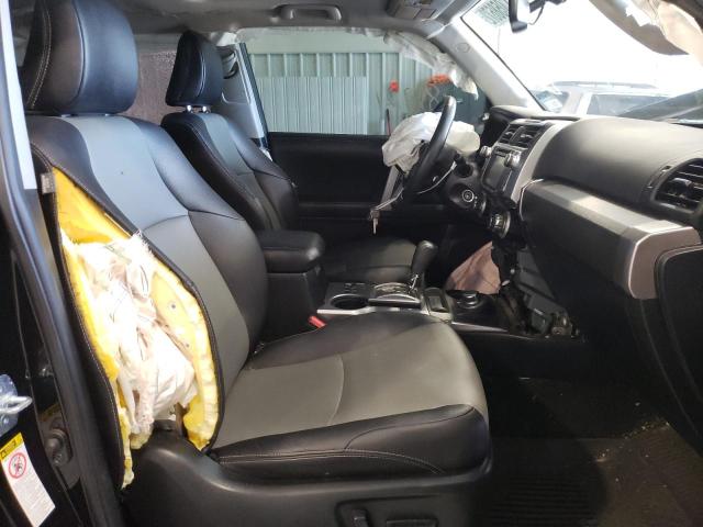 Photo 5 from auction – 2017 TOYOTA 4RUNNER SR with VIN JTEBU5JR6H5467084