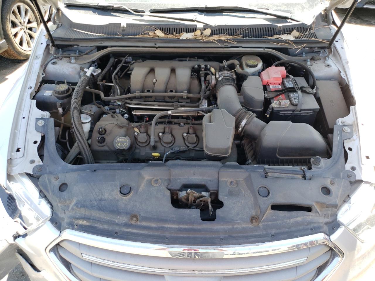 Photo 7 from auction – 2016 FORD TAURUS SEL with VIN 1FAHP2H8XGG104765