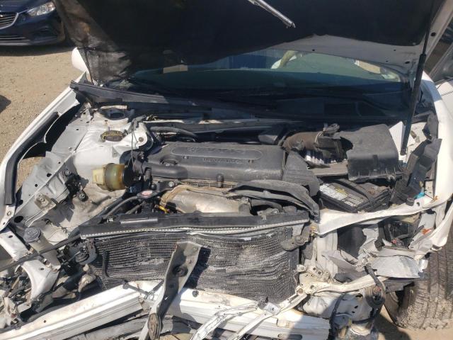 Photo 7 from auction – 2004 TOYOTA CAMRY LE with VIN JTDBE32K540263598