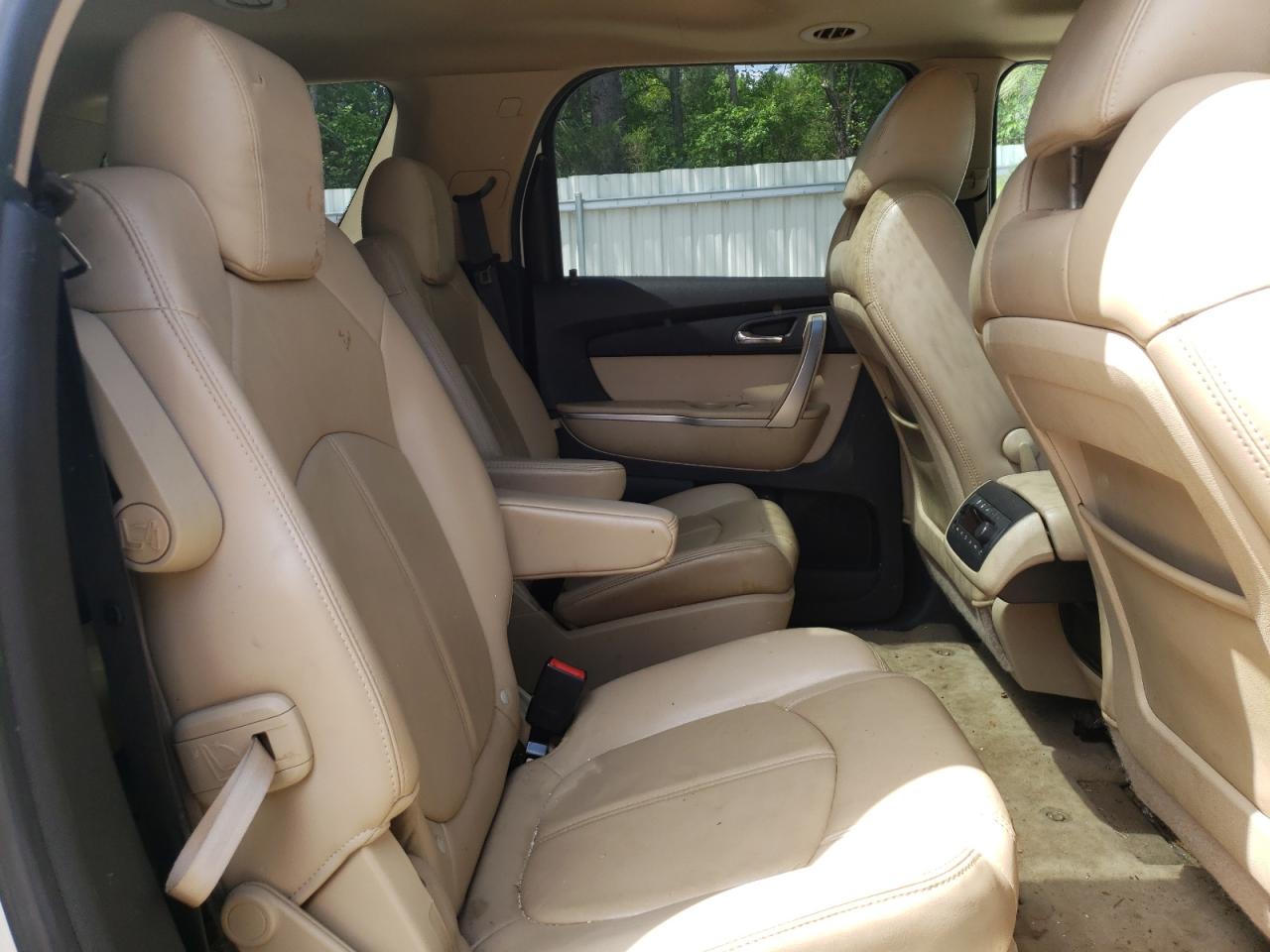 Photo 18 from auction – 2010 GMC ACADIA with VIN 1GKLRMED9AJ149089