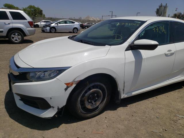 Photo 9 from auction – 2018 HONDA CIVIC LX with VIN 19XFC2F50JE004591