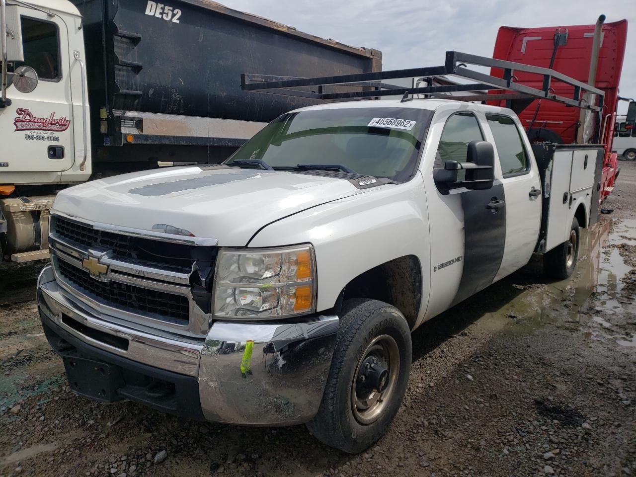 Photo 2 from auction – 2009 CHEVROLET SILVERADO with VIN 1GBHC43K29F127779