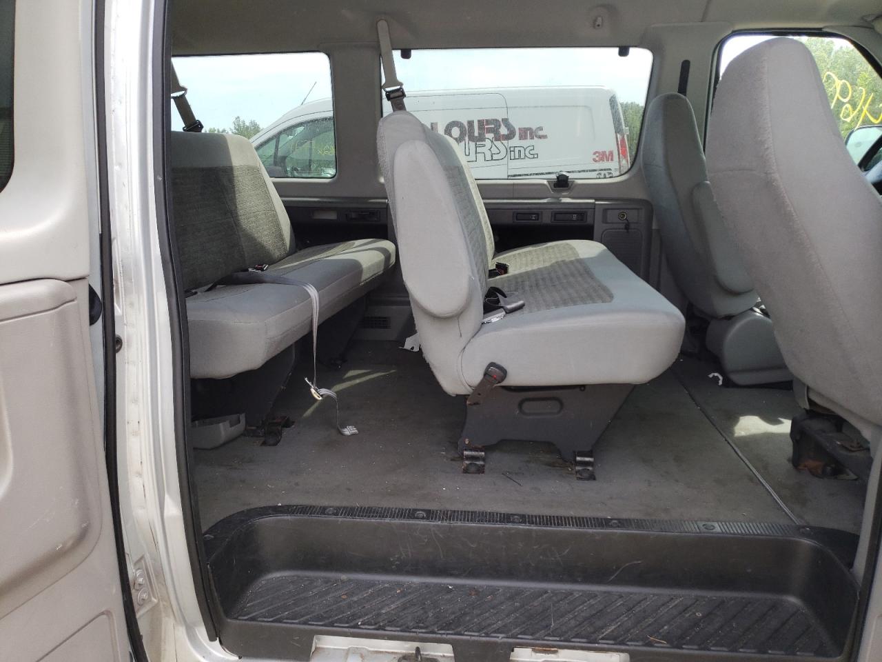 Photo 18 from auction – 2005 FORD ECONOLINE with VIN 1FBSS31L55HB36778