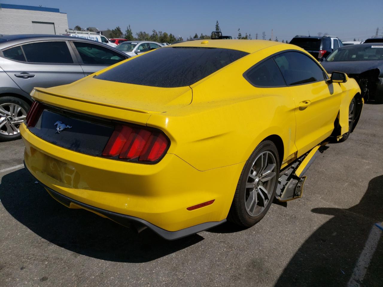 Photo 17 from auction – 2016 FORD MUSTANG with VIN 1FA6P8TH3G5275886