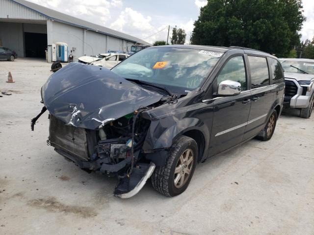 Photo 2 from auction – 2012 CHRYSLER TOWN & COU with VIN 2C4RC1CG6CR150315