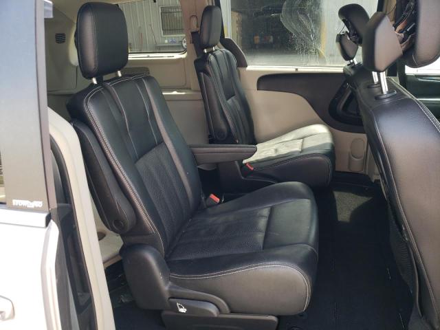 Photo 6 from auction – 2014 CHRYSLER TOWN & COU with VIN 2C4RC1CG3ER228360