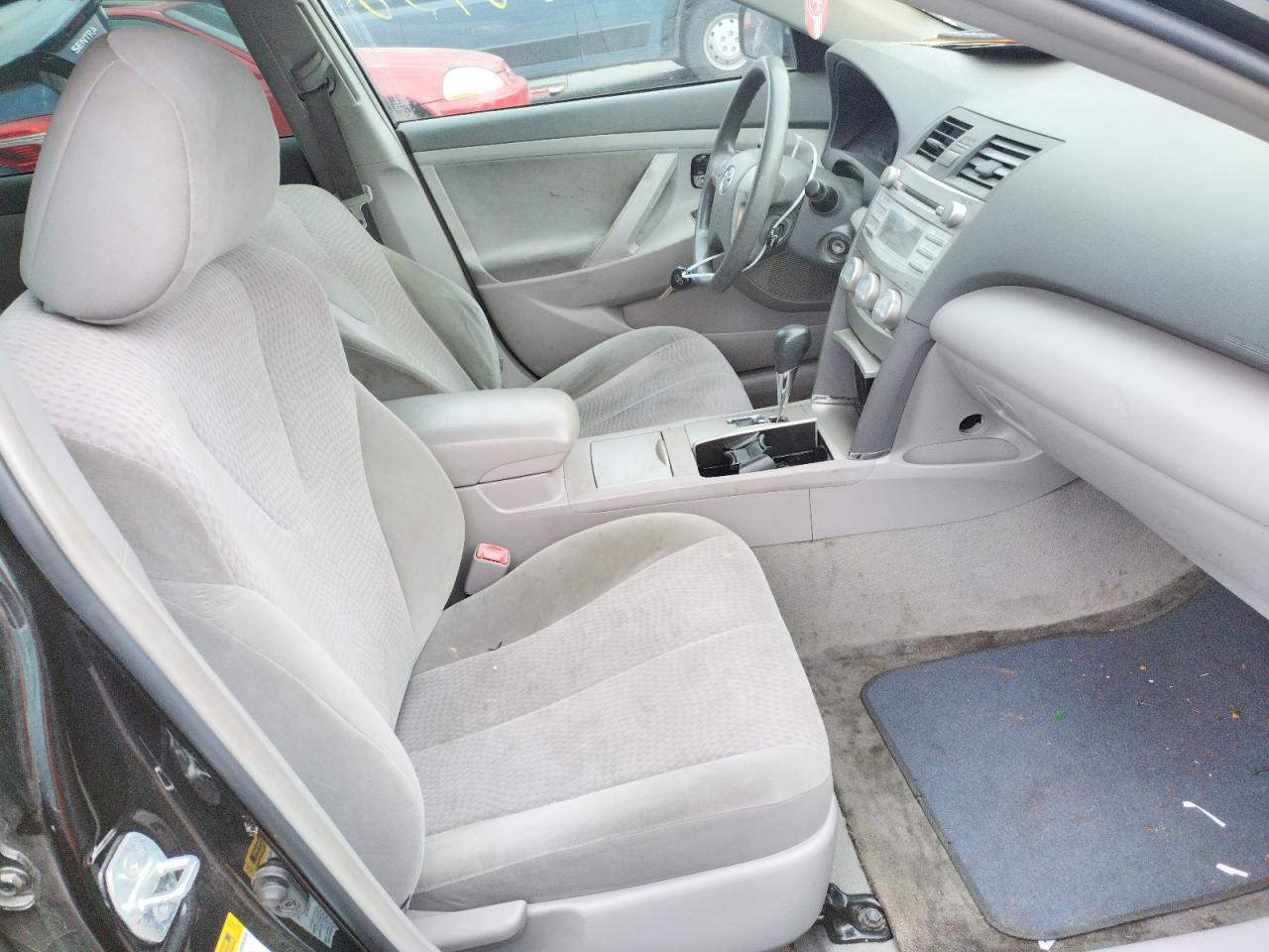 Photo 5 from auction – 2011 TOYOTA CAMRY BASE with VIN 4T4BF3EK5BR193228
