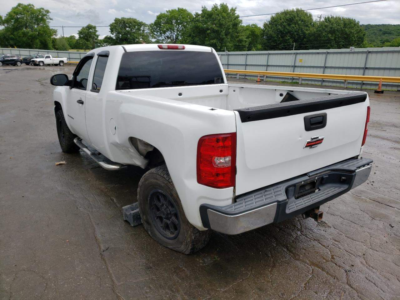 Photo 15 from auction – 2008 CHEVROLET SILVERADO with VIN 1GCEC19048Z277408