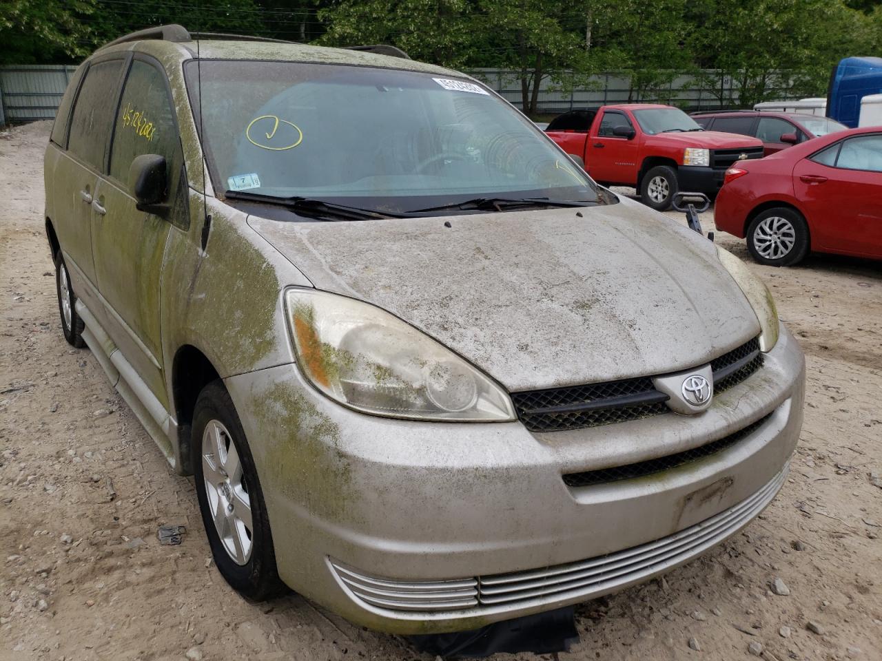 Photo 14 from auction – 2005 TOYOTA SIENNA LE with VIN 5TDZA23C15S276259