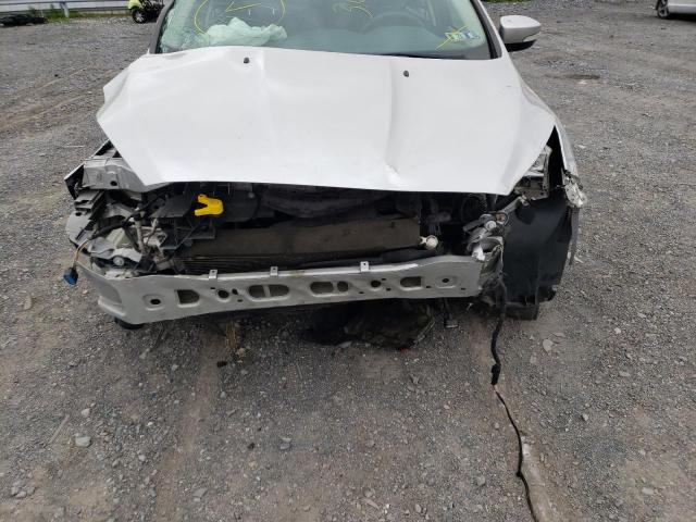 Photo 9 from auction – 2015 FORD FOCUS SE with VIN 1FADP3F2XFL249572