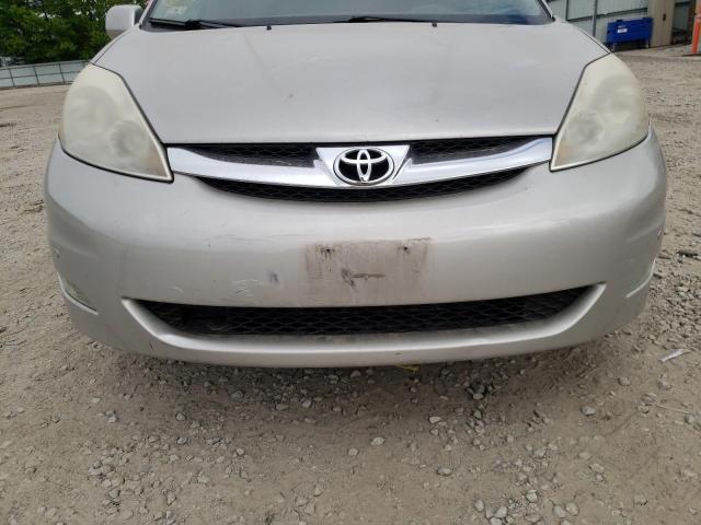 Photo 9 from auction – 2010 TOYOTA SIENNA XLE with VIN 5TDDK4CC3AS028768